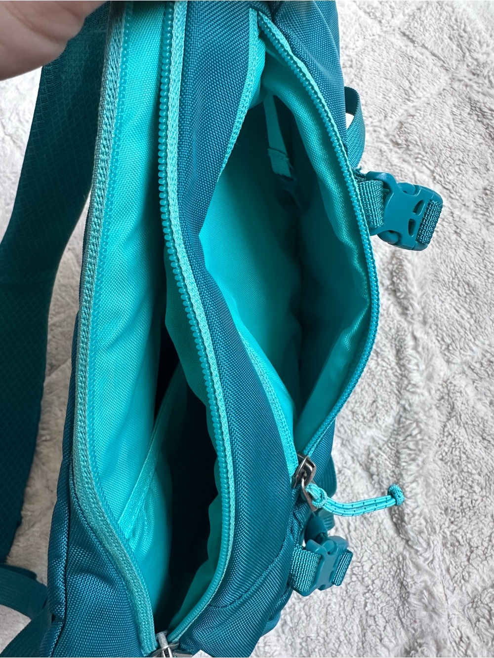 Patagonia | Teal Adjustable Atom Sling 8L Bag Backpack - Picture 7 of 7
